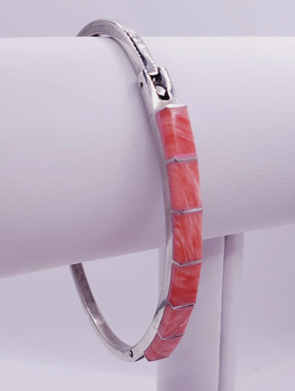 Spiny Oyster Inlay 925 Sterling Silver Hinged Bangle Bracelet